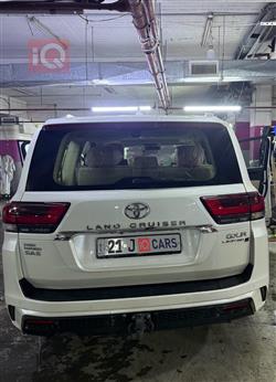 تويوتا لاندكروزر